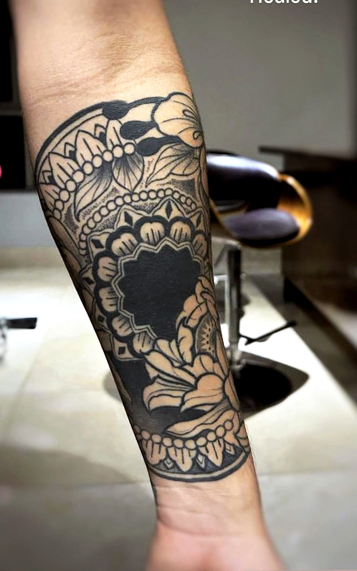Mandala en antebrazo